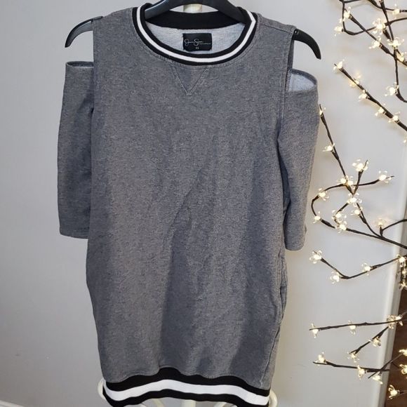 Jessica Simpson Dresses & Skirts - Jessica Simpson Gray Sweater Dress Size XS